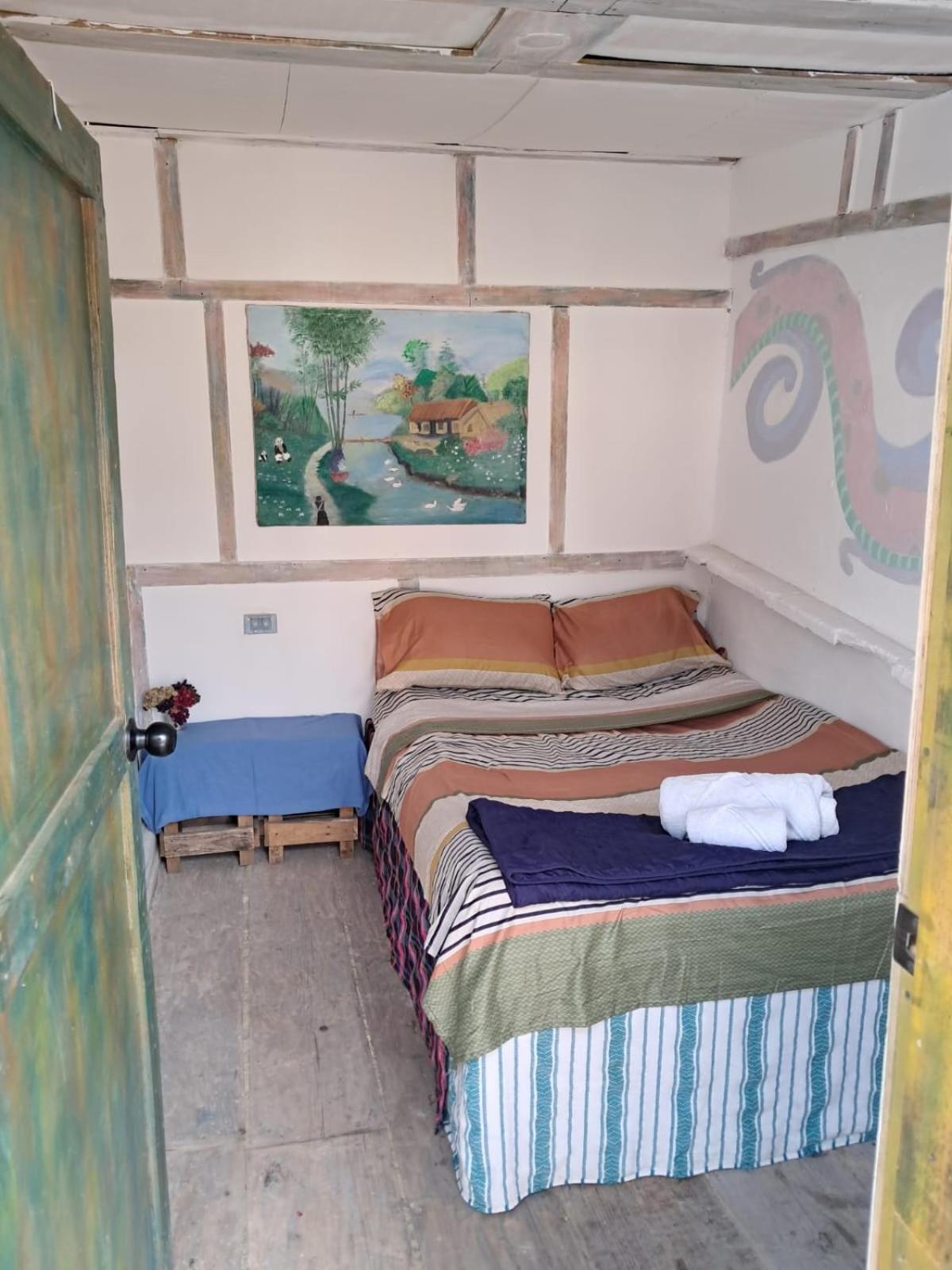Kamazoztz Hostel And Travel Antigua Exterior foto